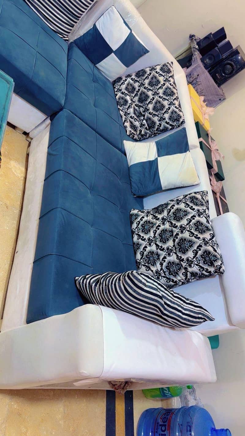 c sofa 4