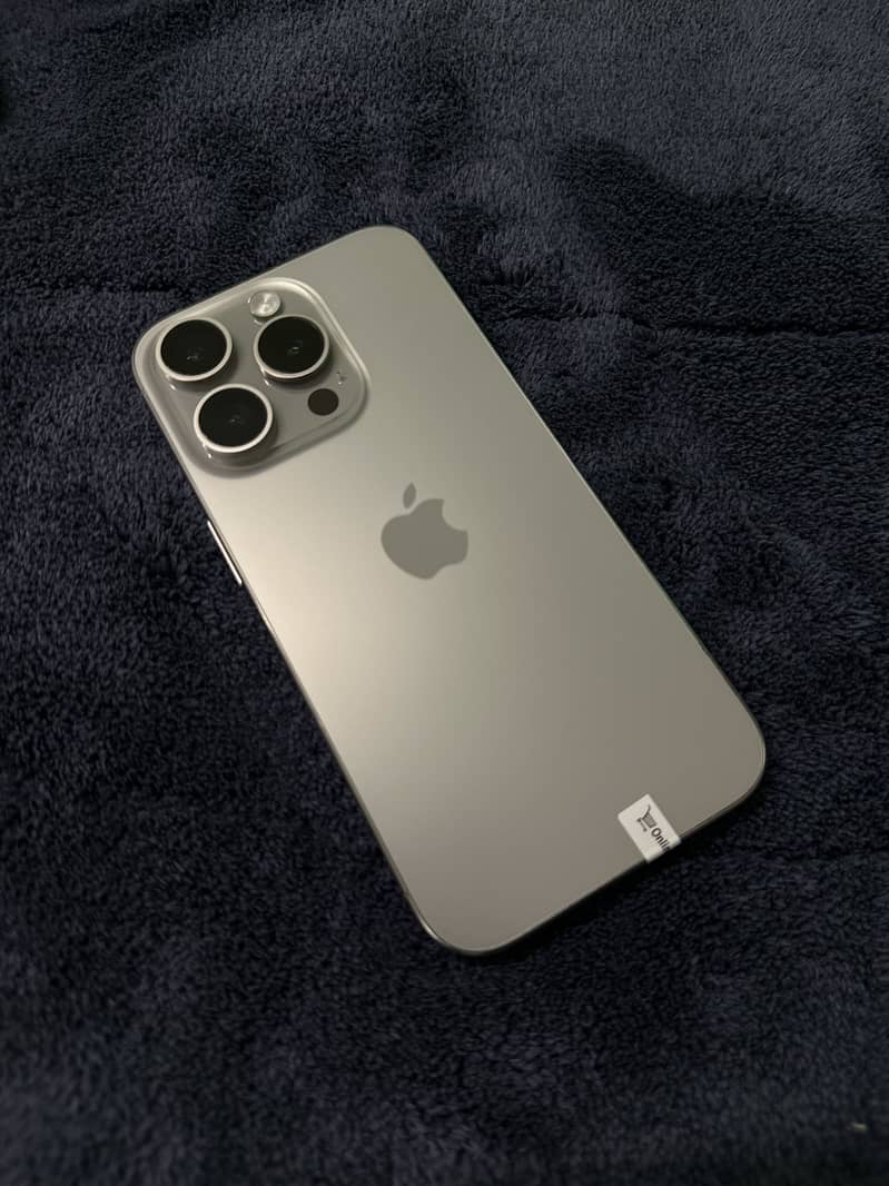 Apple iPhone 15 Pro 1