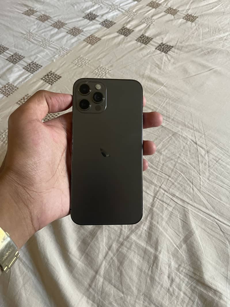 Apple iPhone 12 Pro 3