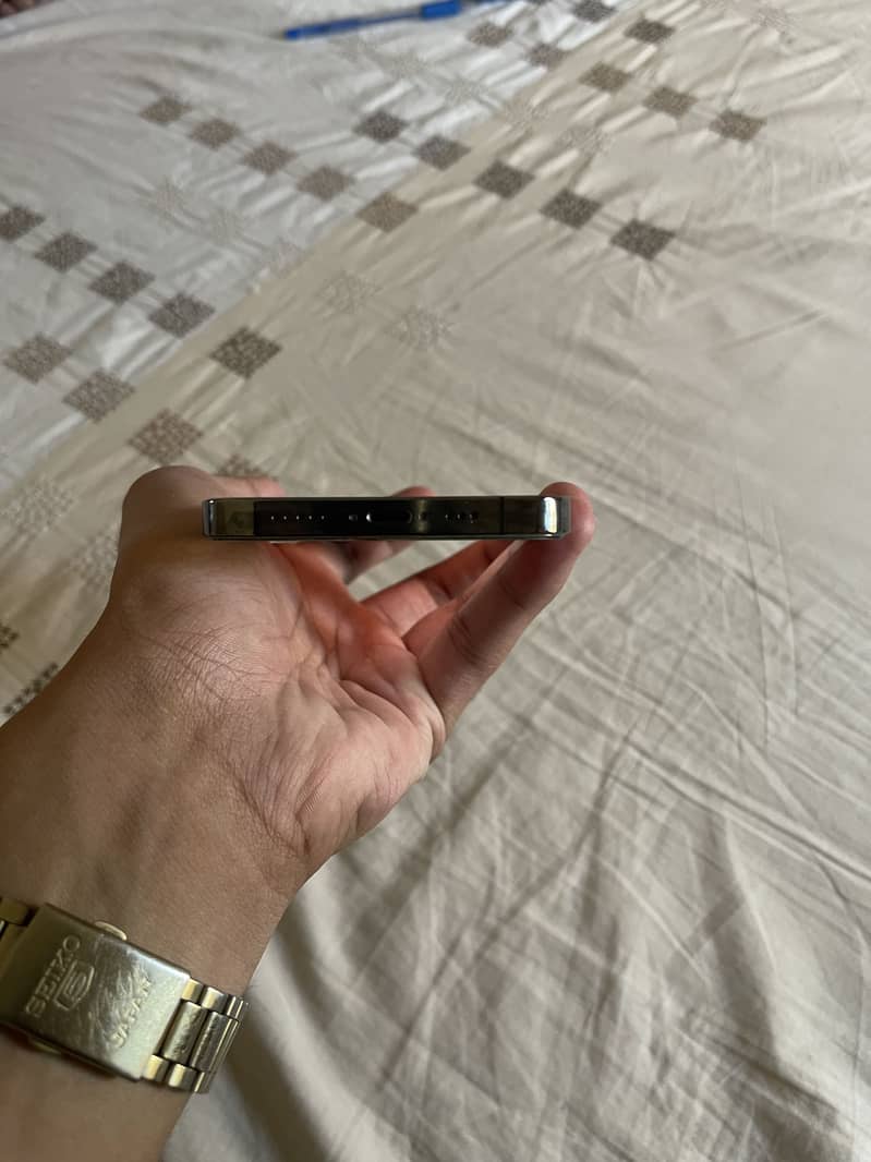 Apple iPhone 12 Pro 4