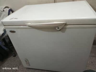 Waves deep freezer medium size (10CFT) cool bank technology