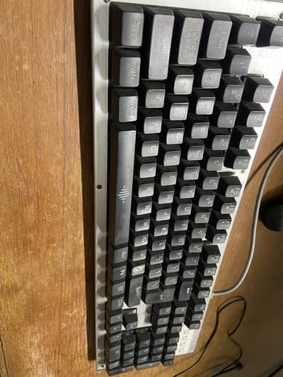 Mechanical Keyboard for urgent sale