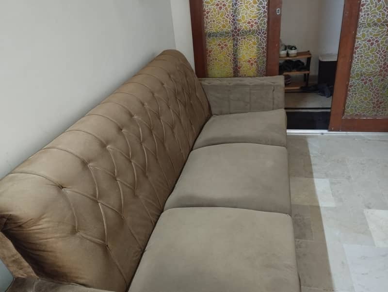 5 seater comform sofa 0