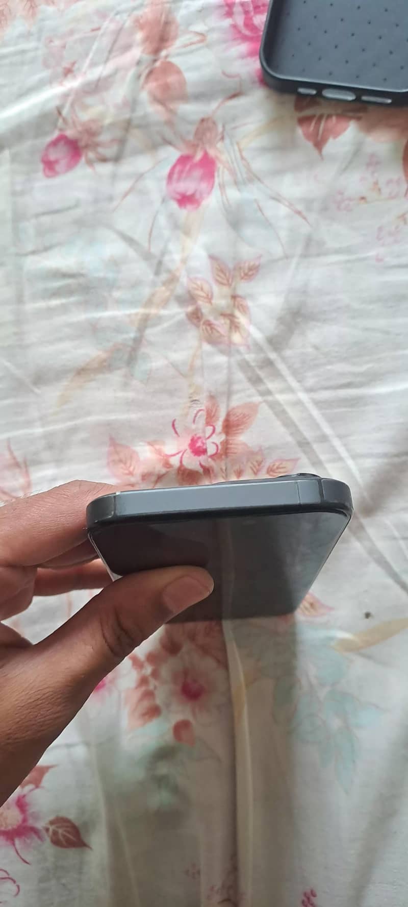 Apple iPhone 15 Pro 4