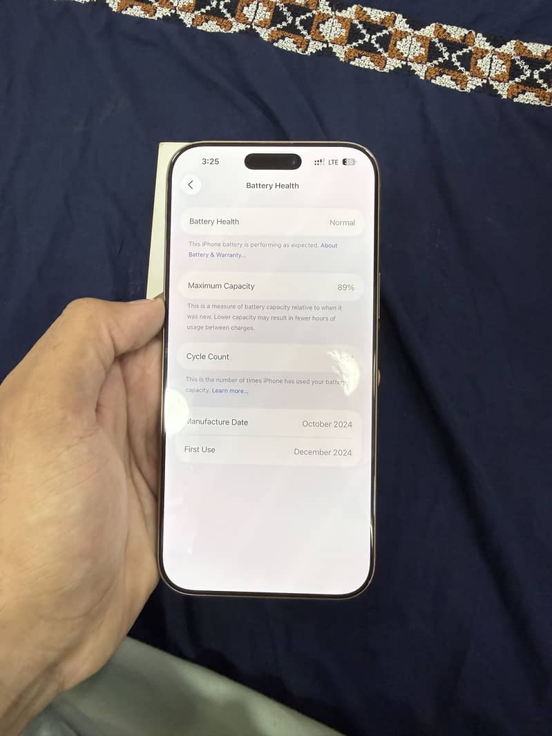 Apple iPhone 16 Pro Max 5