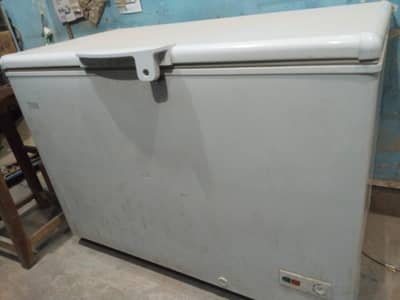 D freezer single door urgent sale