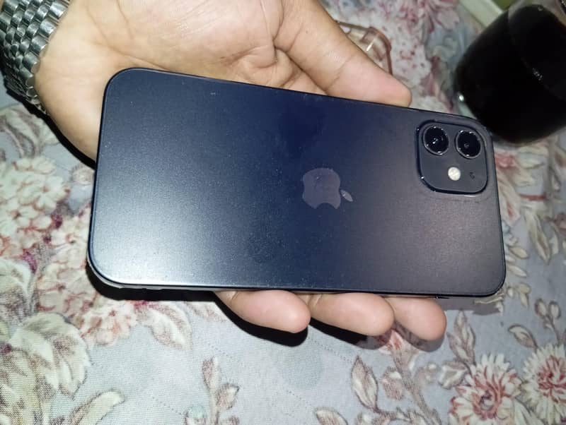 Apple iPhone 12 2