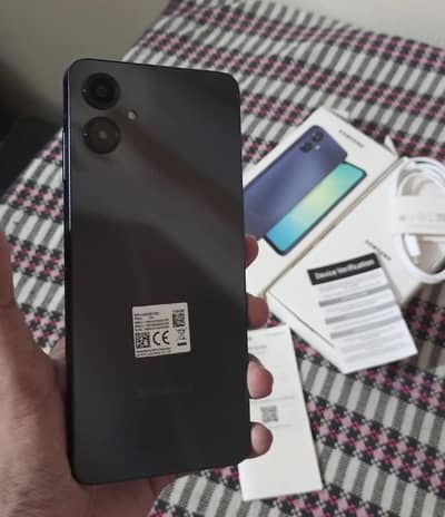 Samsung Mobile A06 urgent sale 03174698751