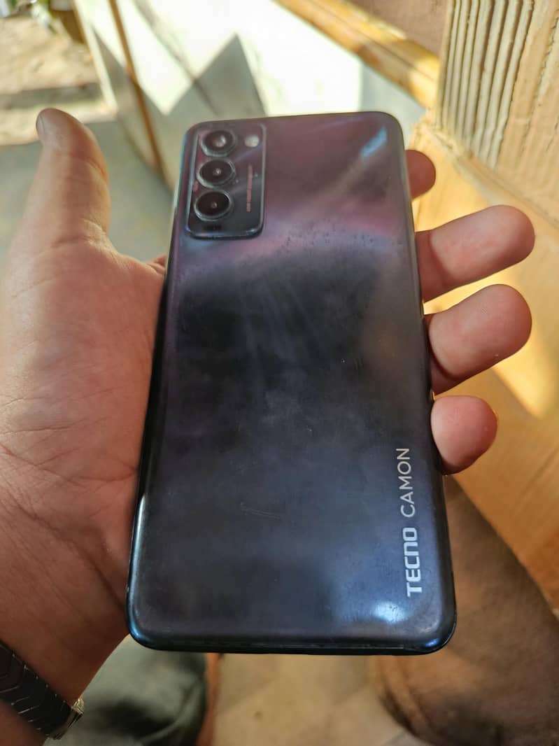 Tecno CAMON 18T 1