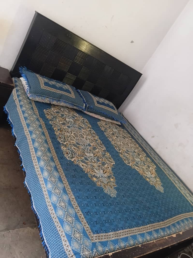 Double bed without metress 3