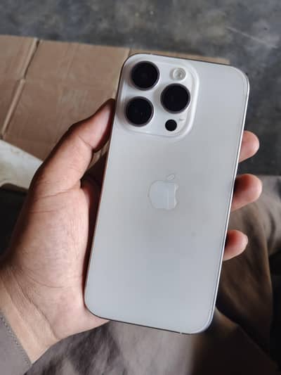 Apple iPhone 15 Pro