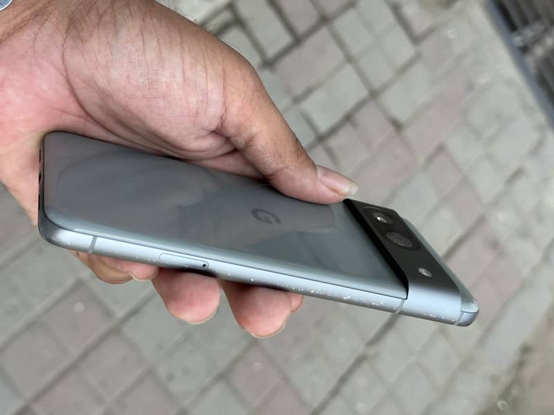 Google Pixel 8 1