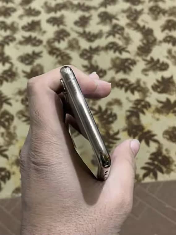 Apple iPhone XS 2