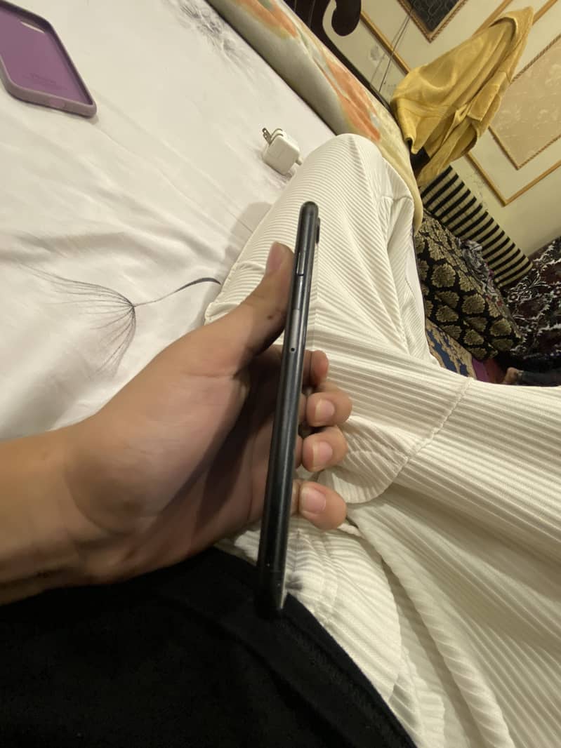 Apple iPhone SE 2