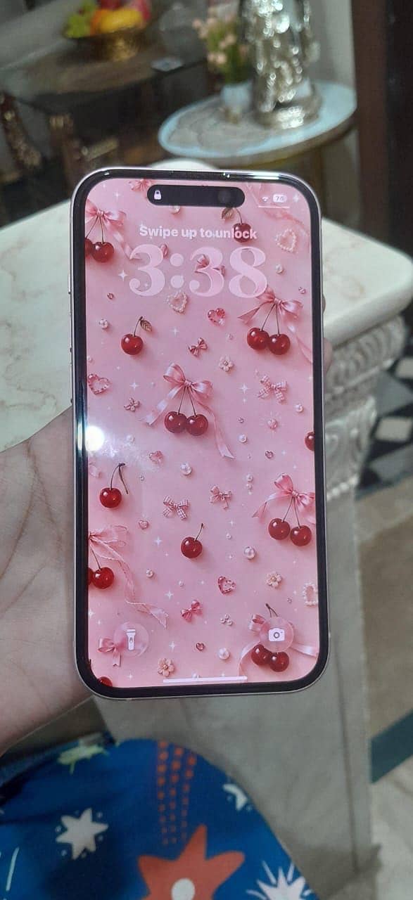 Apple iPhone 15 2