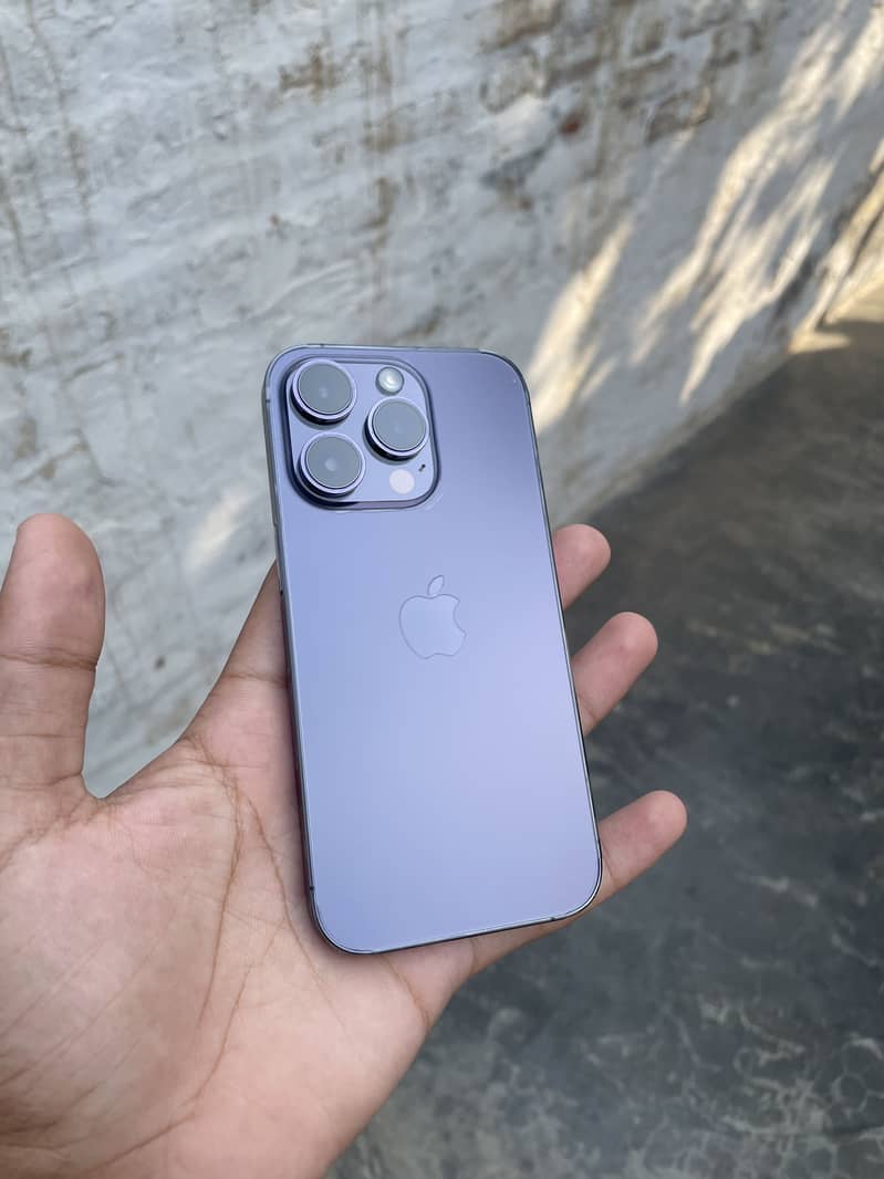 Apple iPhone 14 Pro 3