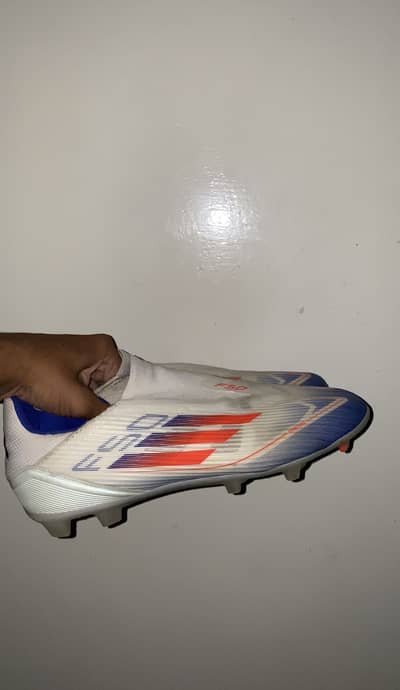 ADIDAS F50 LEAGUE VERSION FG/MG.