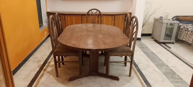Dinning Table with 5 Chairs
