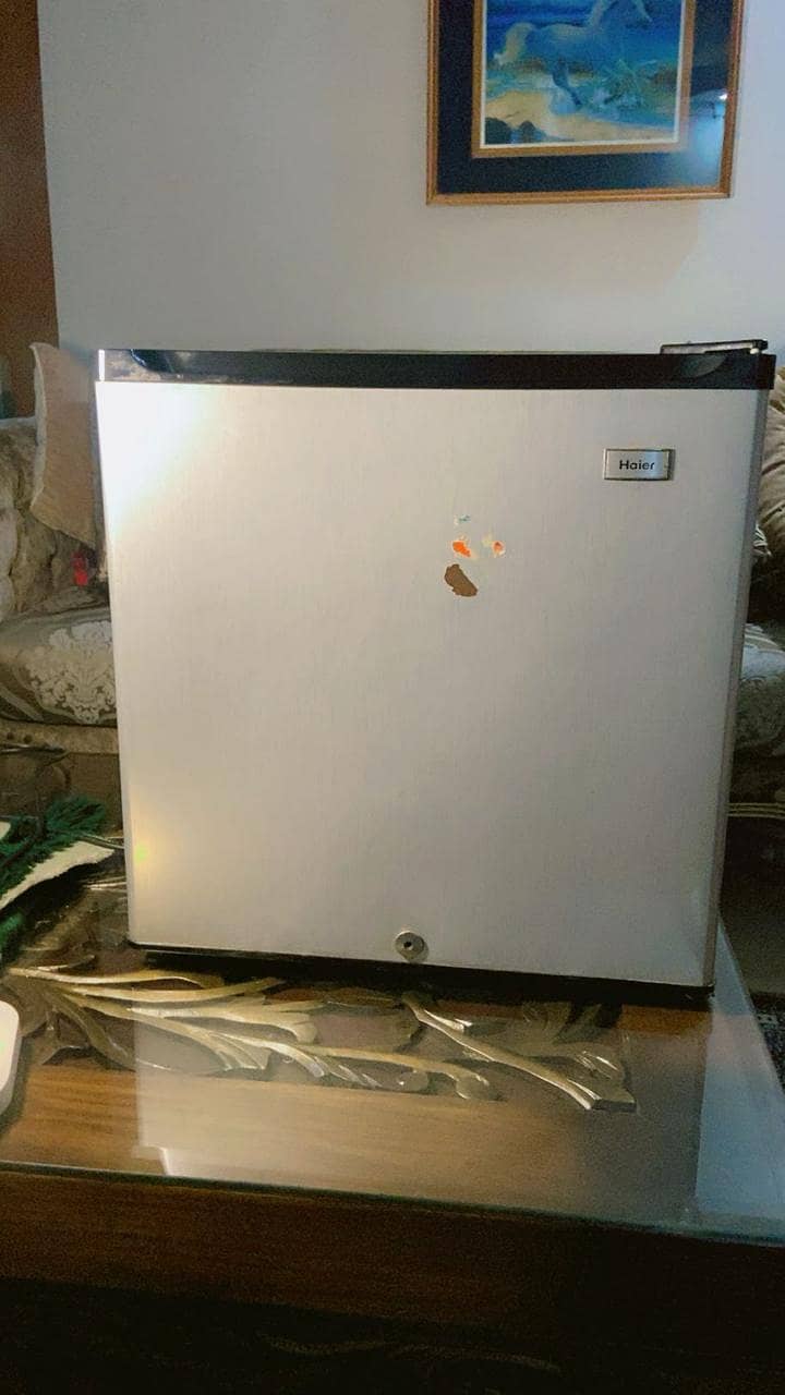 MINI FRIDGE/FREEZER 2