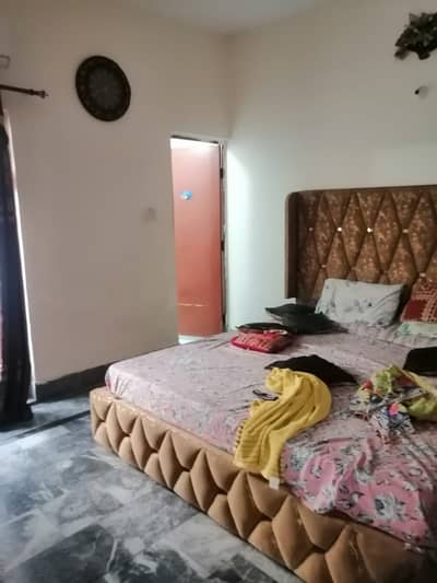 5 2nd FLOOR UPPER PORTION IN AIT IDEAL LOCATION