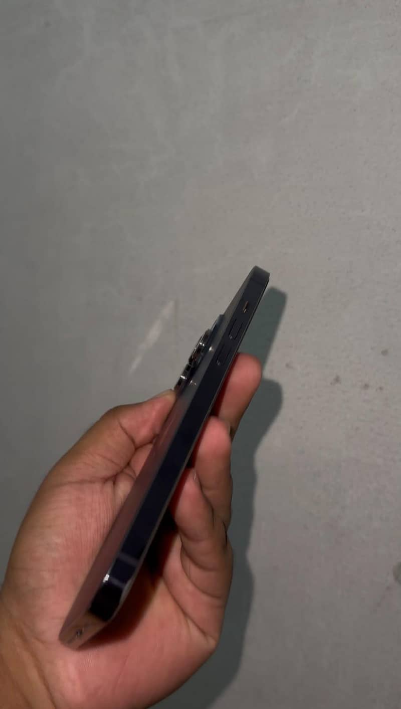 Apple iPhone 14 Pro Max 2
