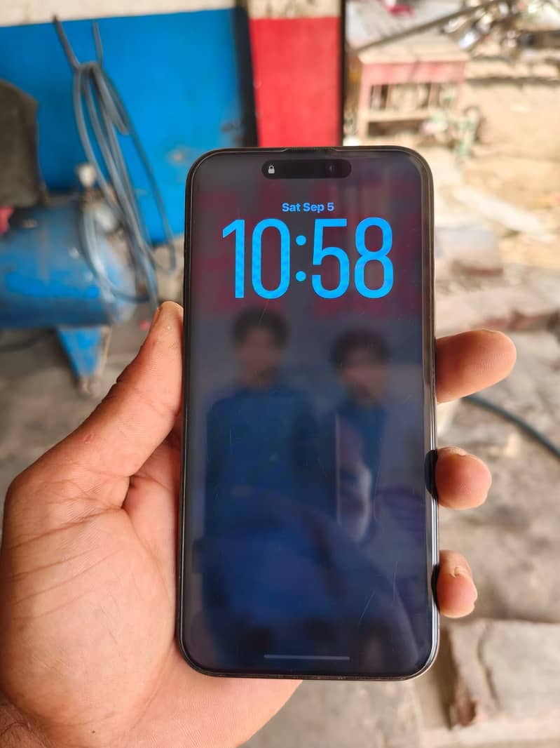 Iphone 15promax 3