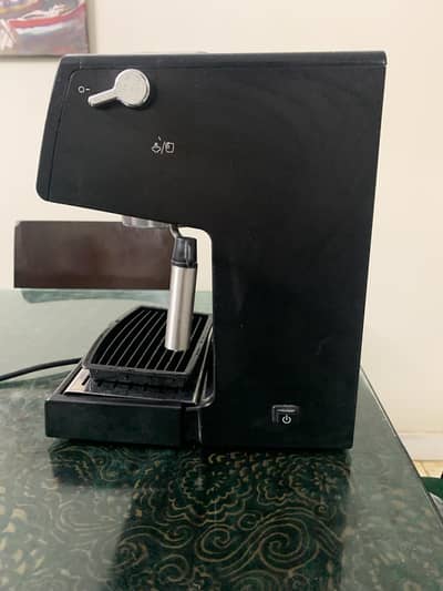De'Longhi ECP33.21. BK Espresso Coffee Machine