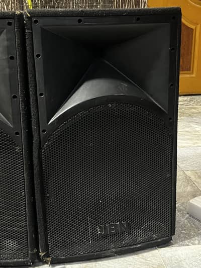 SP2 15inch perfect working condition 10/6 ha box ke