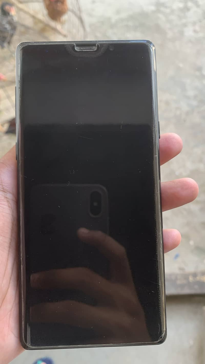 Samsung Mobile Note 9 1