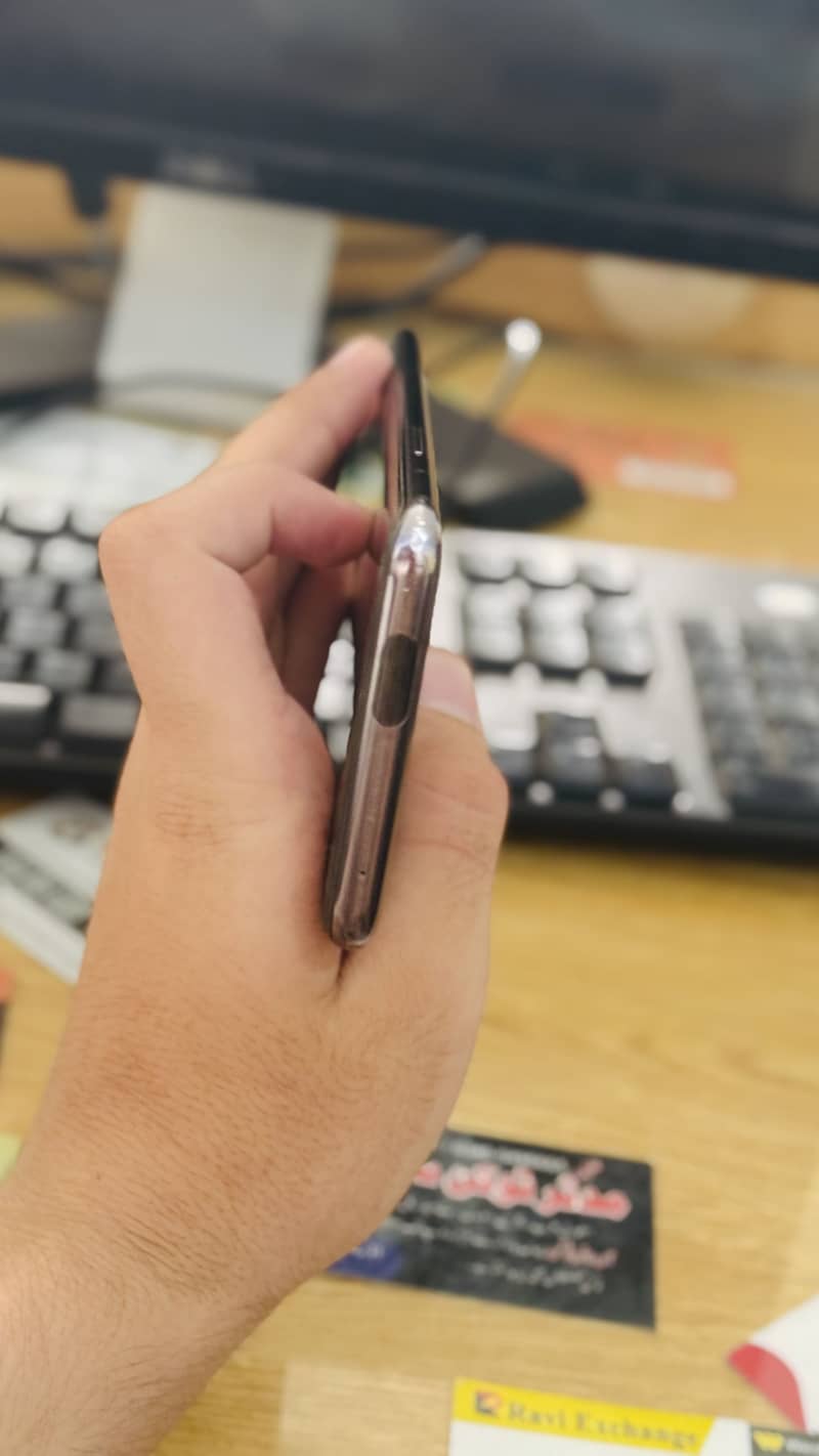 One Plus 7 Pro 1