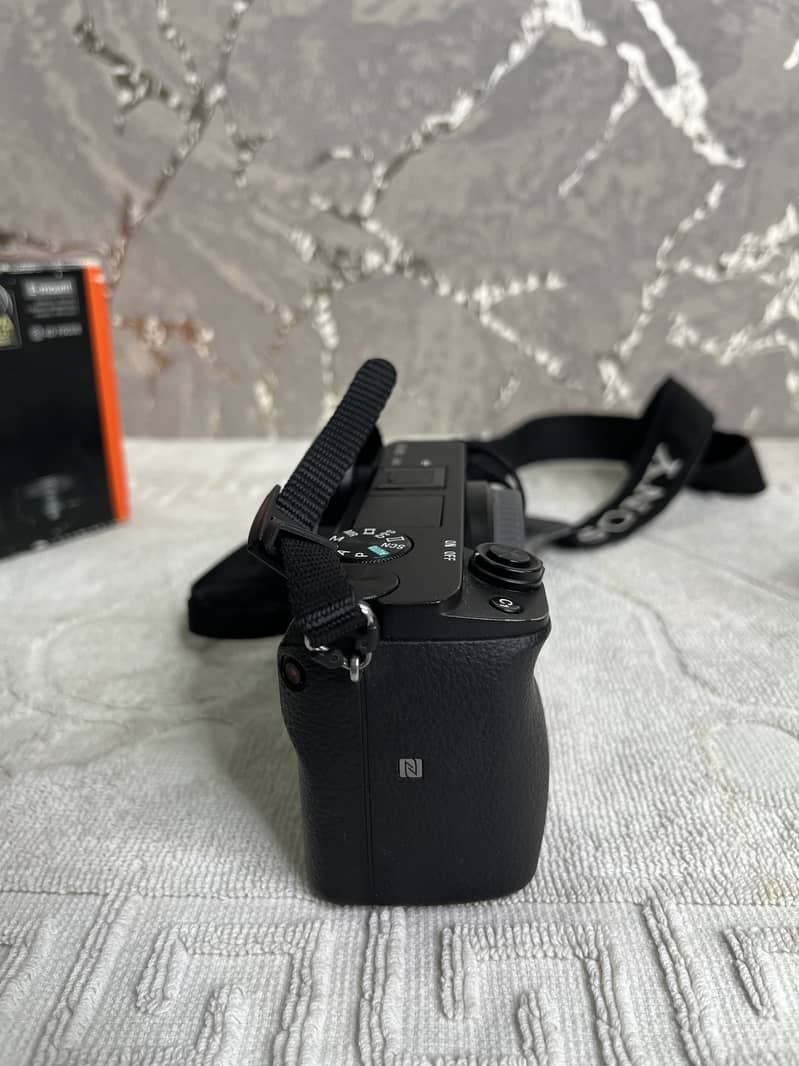 Sony a6400 camera 2