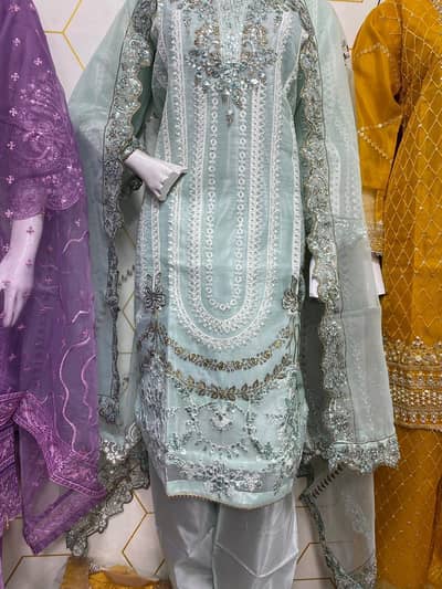 Ladies Dress / Women Clothing