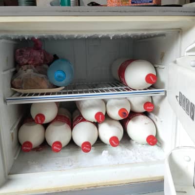 dawlance frige