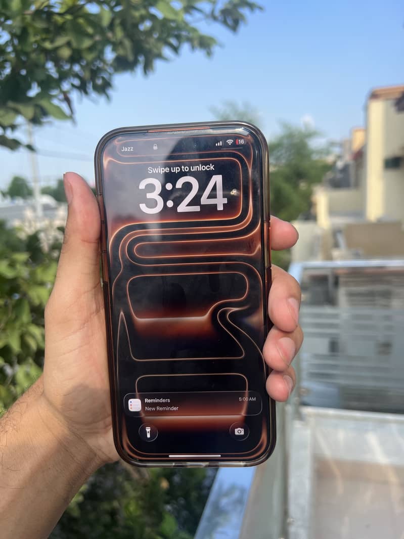Apple iPhone 17 Pro Max 1