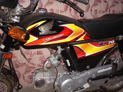 honda 70 black
