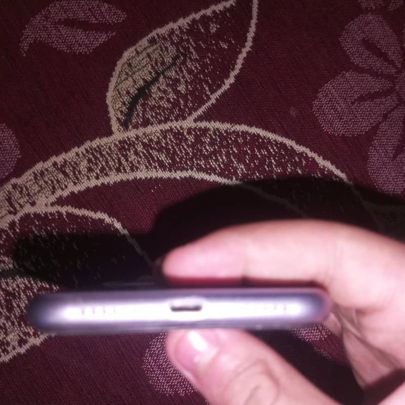 Apple iPhone 11 5