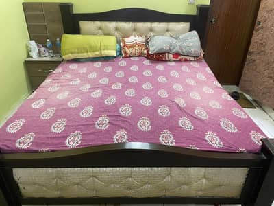 bed and dressing table for sale