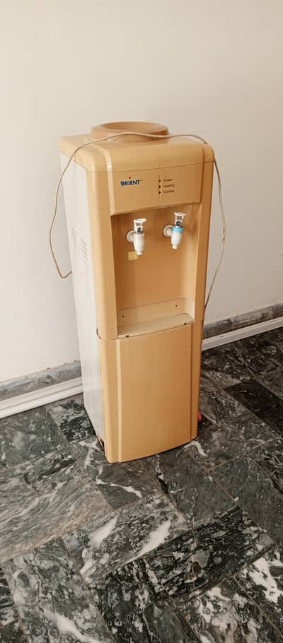 Water dispenser