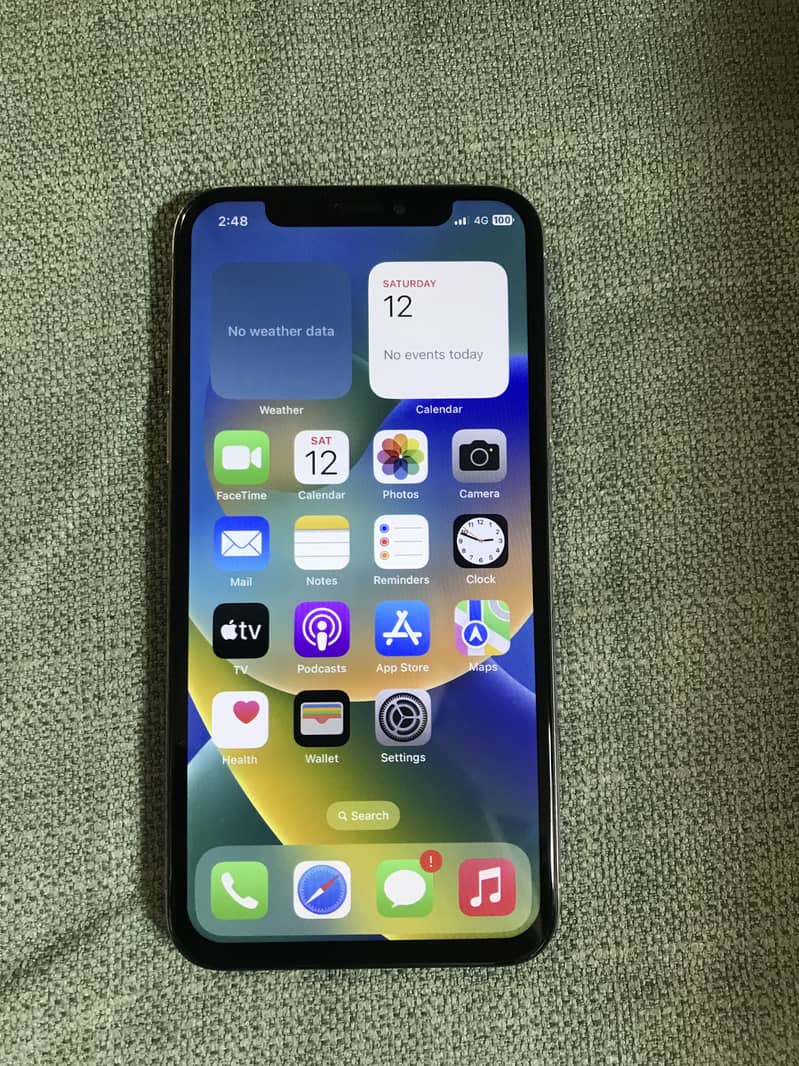 Apple iPhone X 0