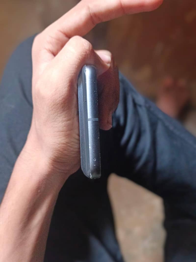 Google Pixel 8 0