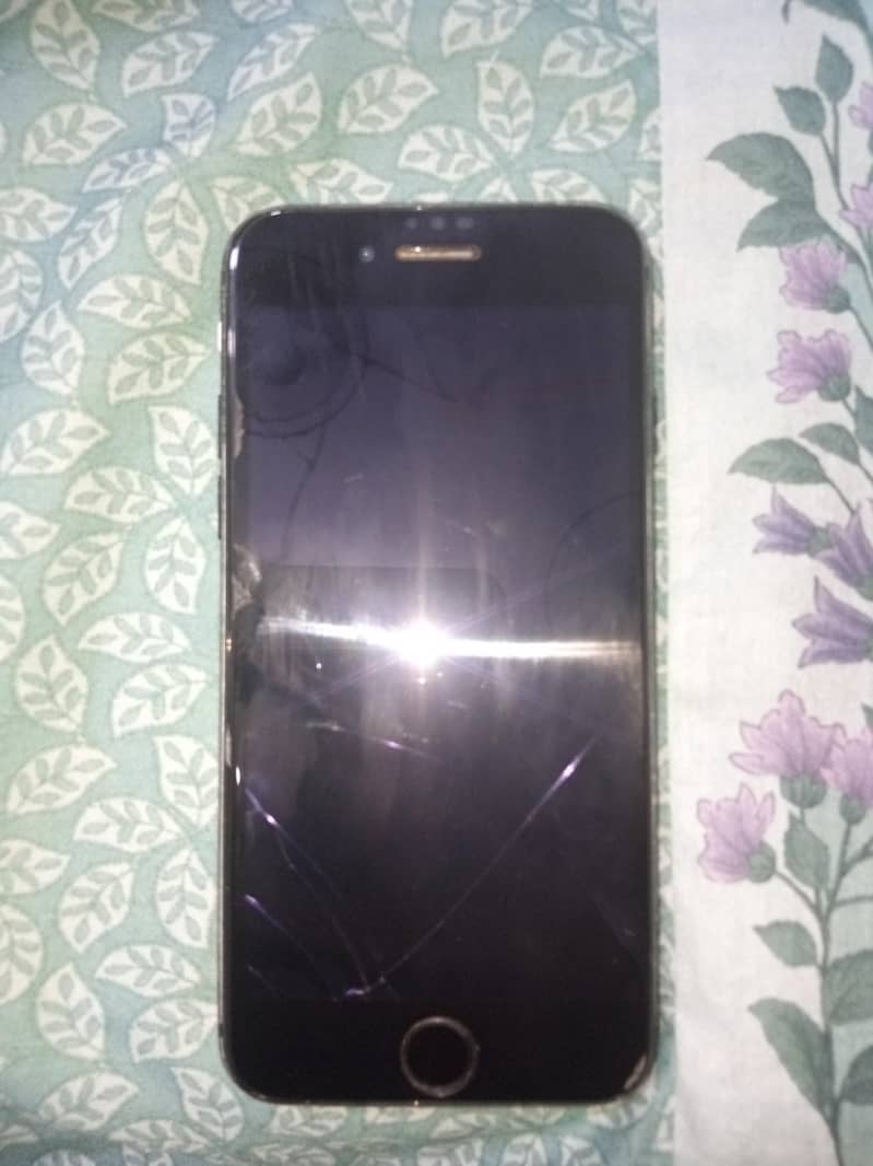Apple iPhone 7 0