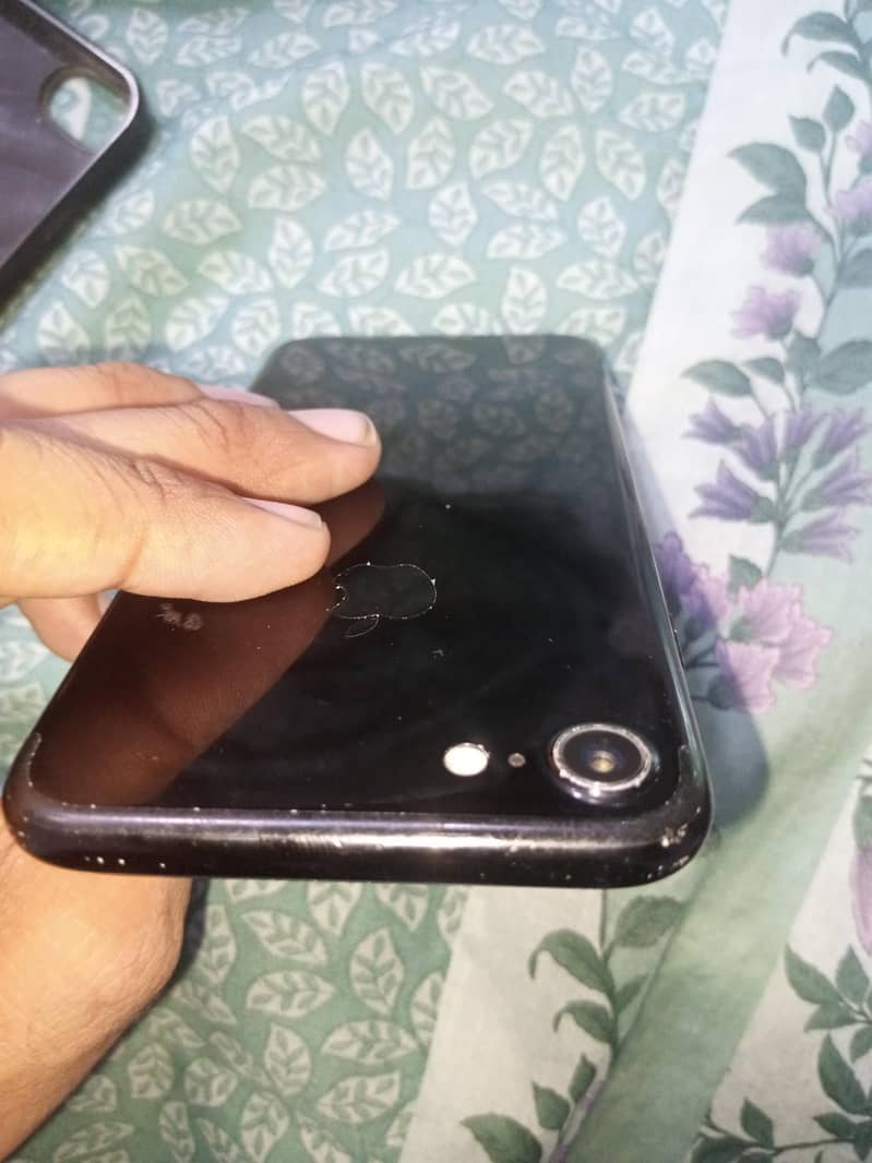 Apple iPhone 7 6