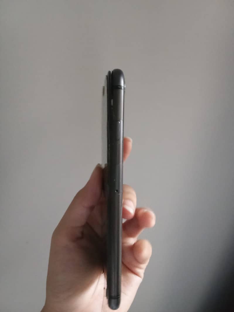 iPhone 8 1