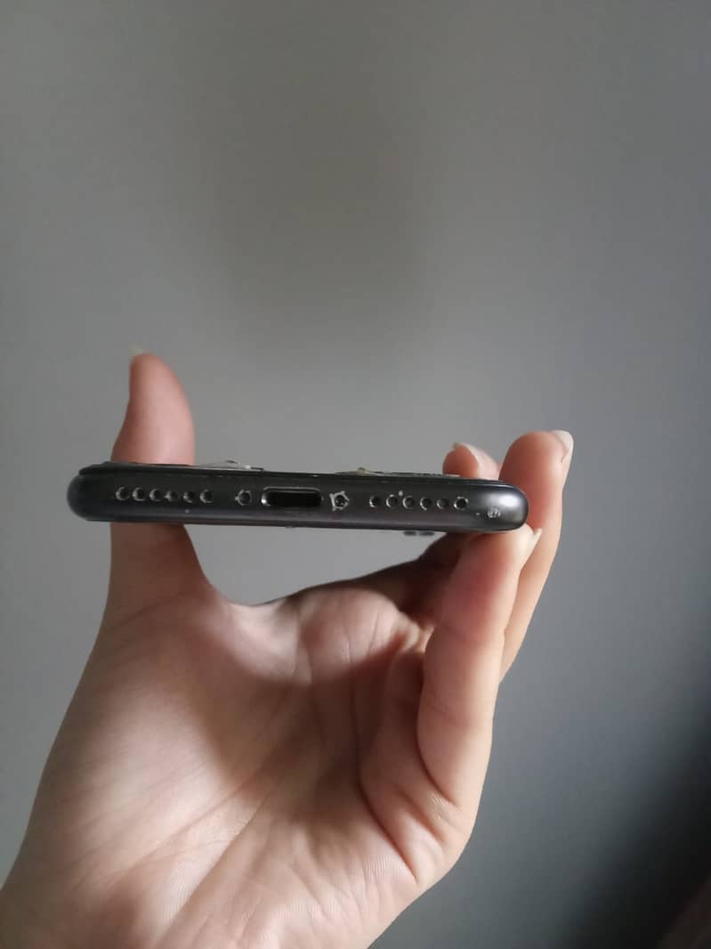 iPhone 8 2