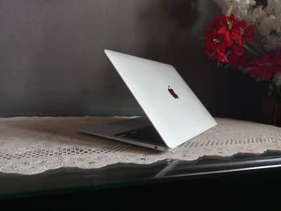 Macbook Air M1 8Gb 256GB | Excellent Condition