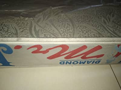 DIAMOND FOAM QUEEN MATTRESS FOR SALE NEW AND UN-USED