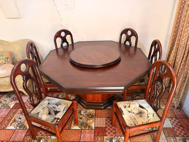 Dinning Table 0