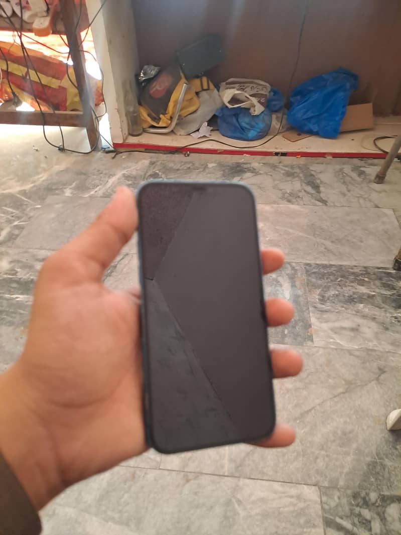Apple iPhone 12 4