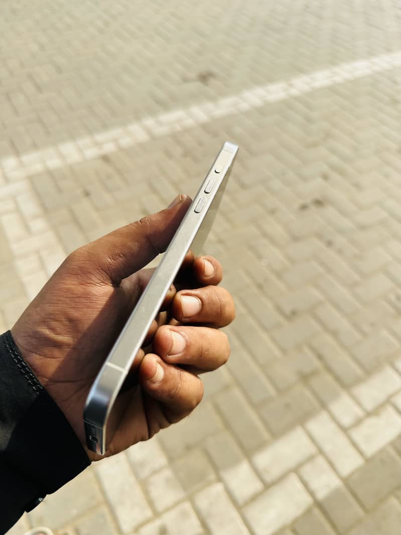 iPhone 15 Pro Max 256GB JV non pta 85%Battery 5