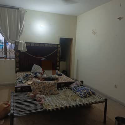 5MARLA 2ND FLOOR PORTION FOR RENT IN ALLAMA IQBAL TOWN